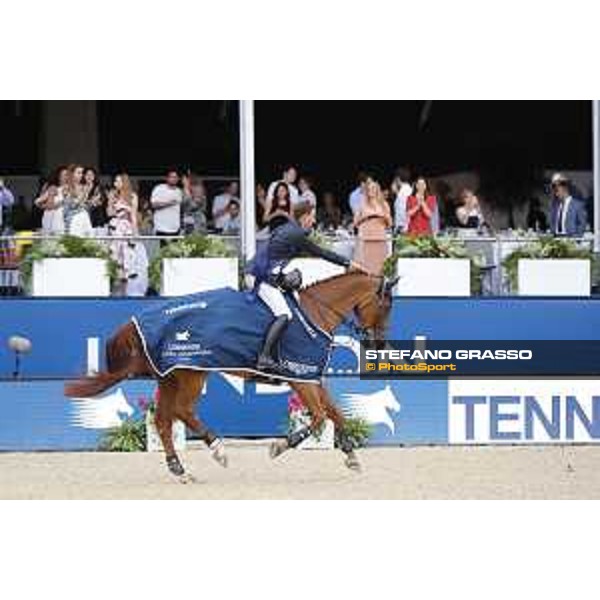 LGCT of London - Grand Prix - Prize giving ceremony - Ben Maher (GBR) - London, Royal Hospital Chelsea - 3 August 2019 - ph.Stefano Grasso/LGCT