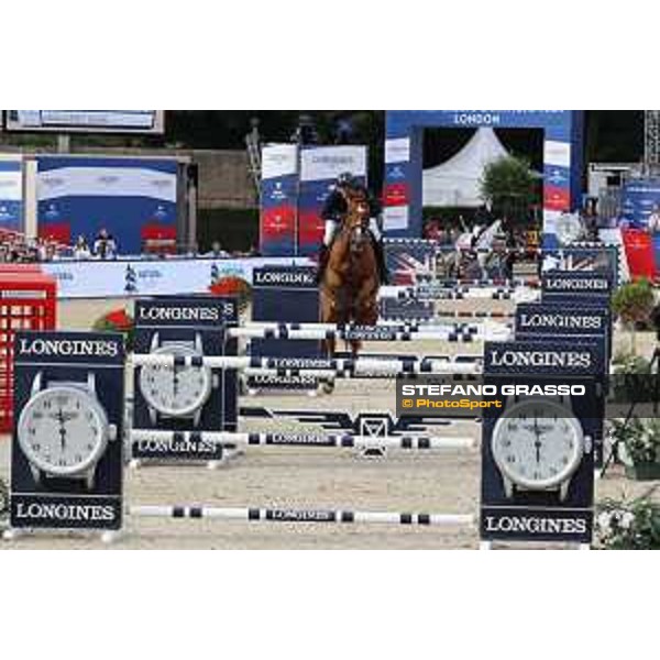 LGCT of London - Grand Prix - Julien Epaillard (FRA) on Usual Suspect d?Auge - London, Royal Hospital Chelsea - 3 August 2019 - ph.Stefano Grasso/LGCT