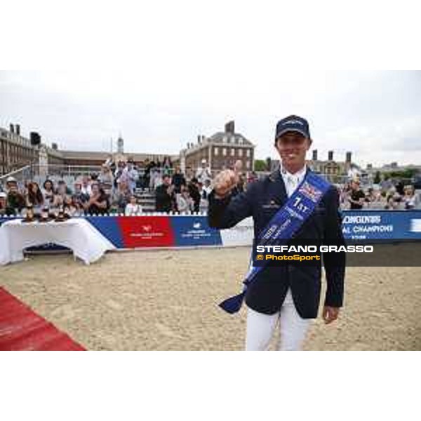 LGCT of London - Grand Prix - Prize giving ceremony - Ben Maher (GBR) - London, Royal Hospital Chelsea - 3 August 2019 - ph.Stefano Grasso/LGCT