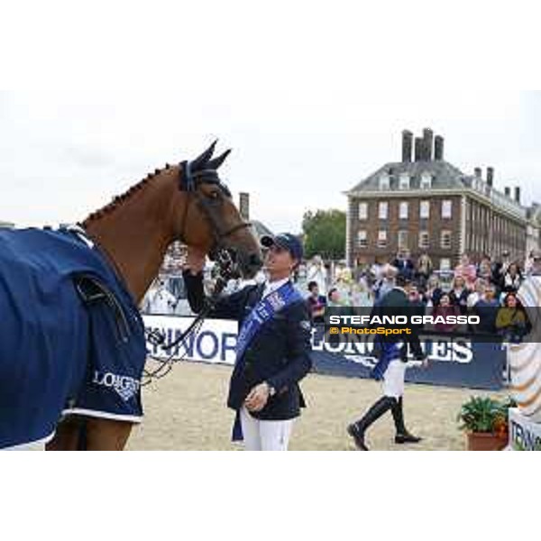 LGCT of London - Grand Prix - Prize giving ceremony - Ben Maher (GBR) - London, Royal Hospital Chelsea - 3 August 2019 - ph.Stefano Grasso/LGCT