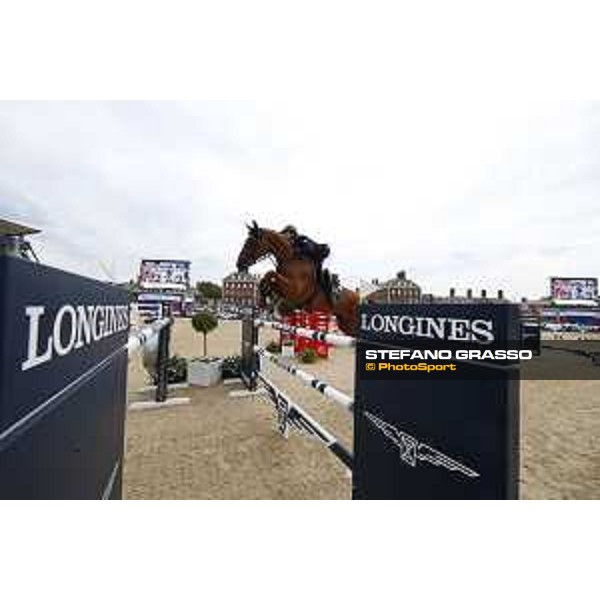 LGCT of London - Grand Prix - Ben Maher (GBR) on Explosion W - London, Royal Hospital Chelsea - 3 August 2019 - ph.Stefano Grasso/LGCT