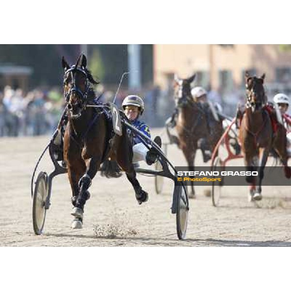 Hugo Langeweg Jr. with Main Wise As wins the Gran Premio d\' Italia Bologna, 13th april 2009 ph. Stefano Grasso