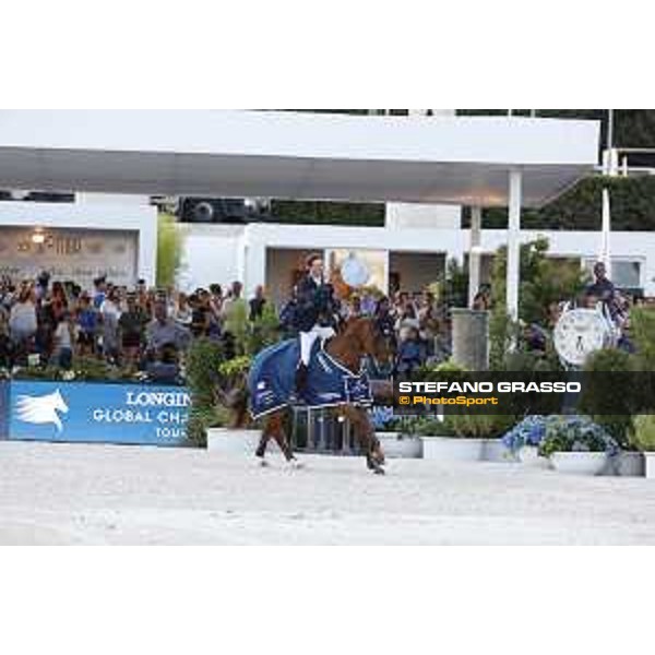 LGCT of Roma - Grand Prix - Prize giving ceremony - Lap of honour for Ben Maher (GBR) on Explosion W - Roma, Stadio dei Marmi - 7 September 2019 - ph.Stefano Grasso/LGCT