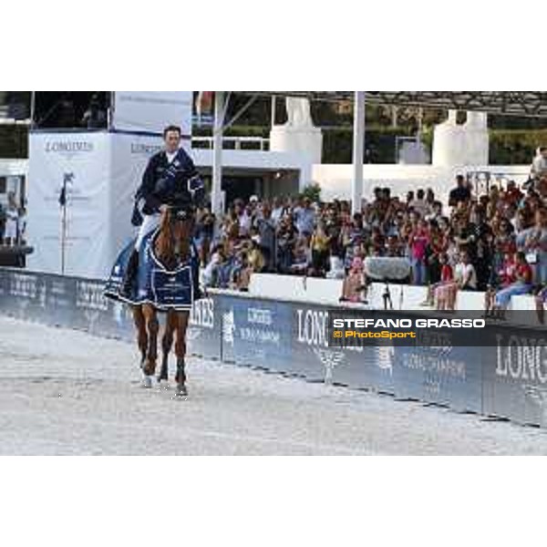 LGCT of Roma - Grand Prix - Prize giving ceremony - Lap of honour for Ben Maher (GBR) on Explosion W - Roma, Stadio dei Marmi - 7 September 2019 - ph.Stefano Grasso/LGCT