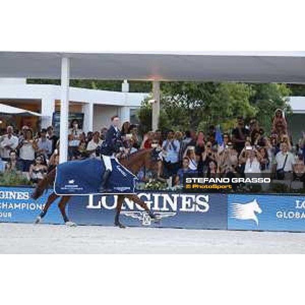 LGCT of Roma - Grand Prix - Prize giving ceremony - Lap of honour for Ben Maher (GBR) on Explosion W - Roma, Stadio dei Marmi - 7 September 2019 - ph.Stefano Grasso/LGCT