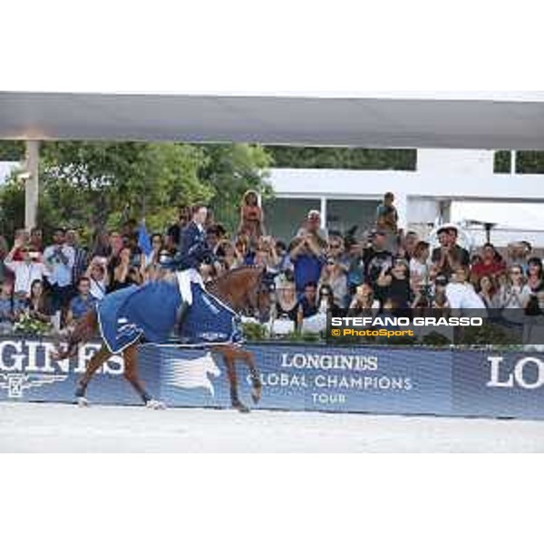 LGCT of Roma - Grand Prix - Prize giving ceremony - Lap of honour for Ben Maher (GBR) on Explosion W - Roma, Stadio dei Marmi - 7 September 2019 - ph.Stefano Grasso/LGCT