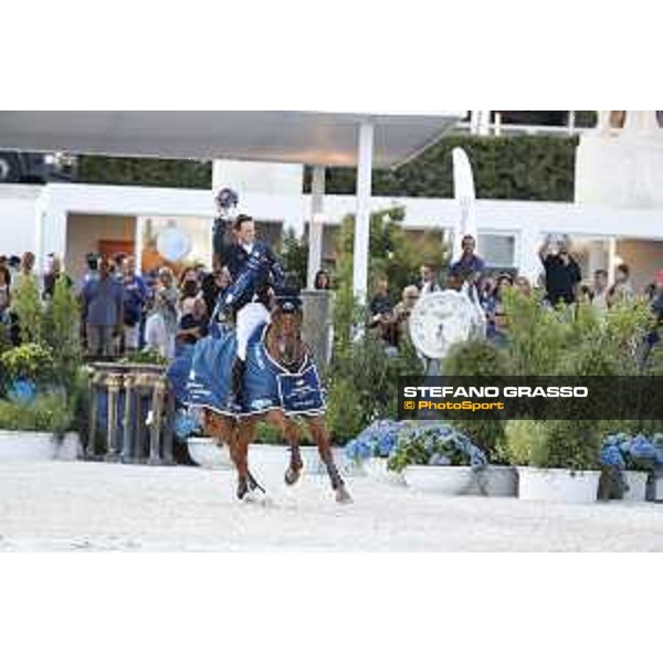LGCT of Roma - Grand Prix - Prize giving ceremony - Lap of honour for Ben Maher (GBR) on Explosion W - Roma, Stadio dei Marmi - 7 September 2019 - ph.Stefano Grasso/LGCT