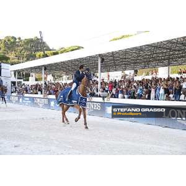 LGCT of Roma - Grand Prix - Prize giving ceremony - Lap of honour for Ben Maher (GBR) on Explosion W - Roma, Stadio dei Marmi - 7 September 2019 - ph.Stefano Grasso/LGCT