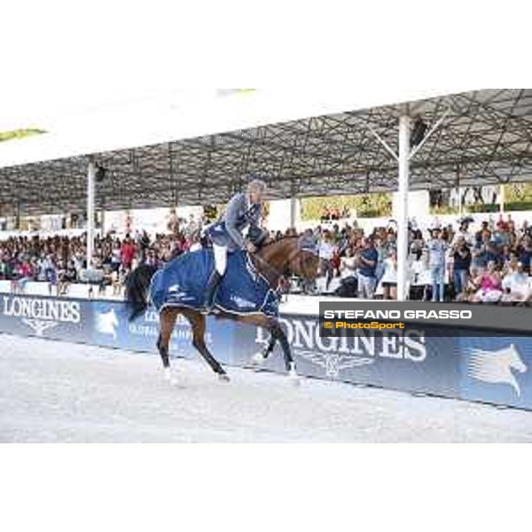 LGCT of Roma - Grand Prix - Prize giving ceremony - Lap of honour for Ben Maher (GBR) on Explosion W - Roma, Stadio dei Marmi - 7 September 2019 - ph.Stefano Grasso/LGCT