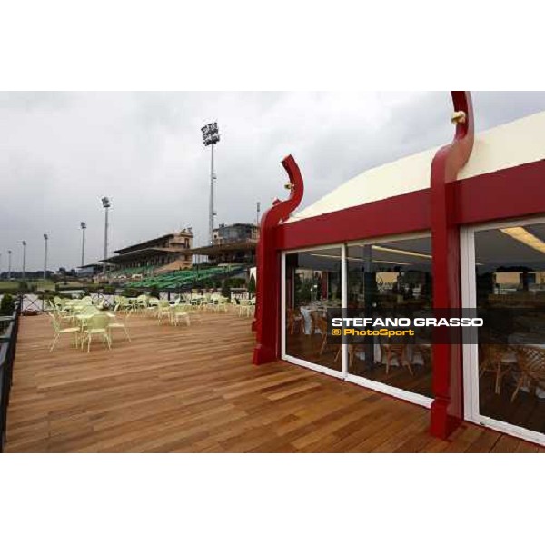 the new \'Terrazza Derby\' at Capannelle racetrack Rome, 19th april 2009 ph. Stefano Grasso