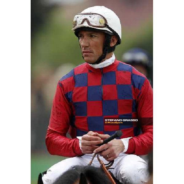 Frankie Dettori comes back on Lui Rei Rome - Capannelle, 19th april 2009 ph. Stefano Grasso