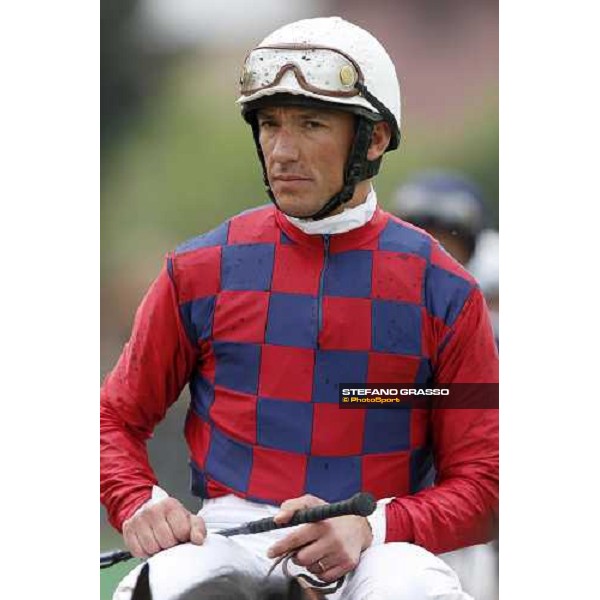 Frankie Dettori comes back on Lui Rei Rome - Capannelle, 19th april 2009 ph. Stefano Grasso