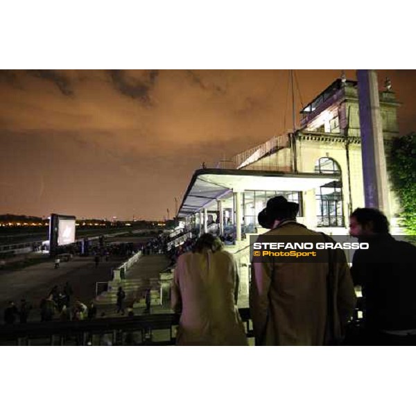 10.000 people enjoyed the night party at San Siro galopp racetrack Milan, 25th april 2009 ph. Stefano Grasso