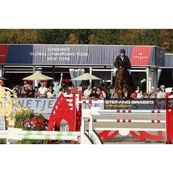 LGCT of New York - Grand Prix - Ben Maher (GBR) on Explosion W - New York, Governors Island - 28 September 2019 - ph.Stefano Grasso/LGCT