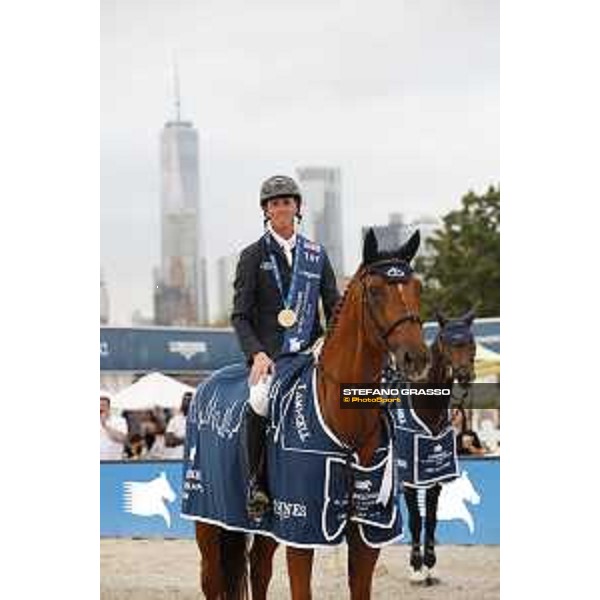 LGCT of New York - Grand Prix - Prize giving ceremony - Ben Maher (GBR) - New York, Governors Island - 29 September 2019 - ph.Stefano Grasso/LGCT