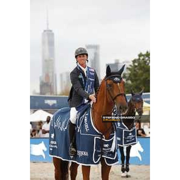 LGCT of New York - Grand Prix - Prize giving ceremony - Ben Maher (GBR) - New York, Governors Island - 29 September 2019 - ph.Stefano Grasso/LGCT