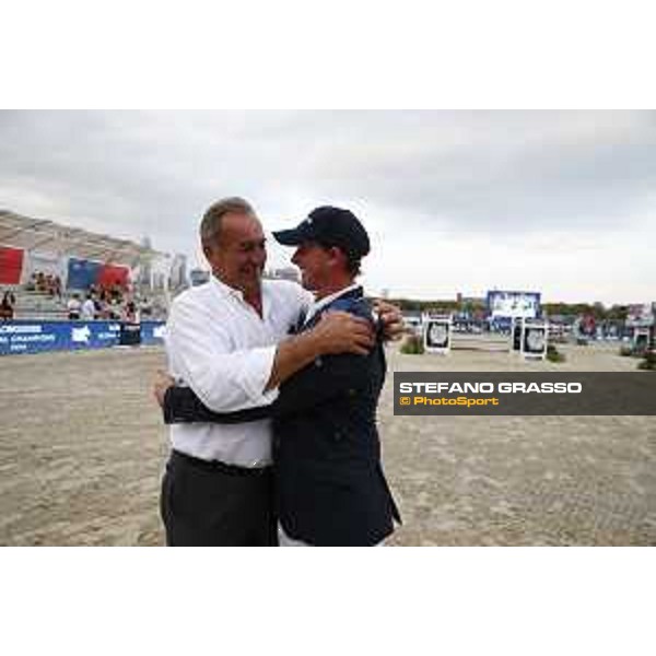 LGCT of New York - Grand Prix - Prize giving ceremony - Ben Maher (GBR), Uliano Vezzani (Course Designer) - New York, Governors Island - 29 September 2019 - ph.Stefano Grasso/LGCT