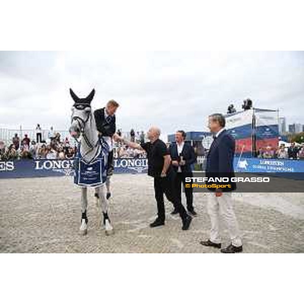 LGCT of New York - Grand Prix - Prize giving ceremony - Marcus Ehning (GER), Andre Agassi, Charles Villoz (VP and Head of International Sales at Longines), Jan Tops (President of LGCT and co-founder of GCL) - New York, Governors Island - 29 September 2019 - ph.Stefano Grasso/LGCT