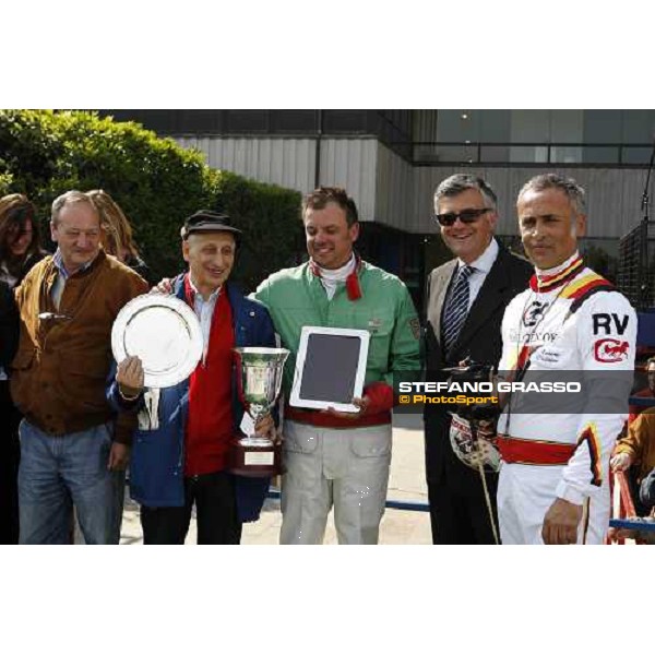 giving prize of Premio Emilia won by Roberto Vecchione with Malesia Milan, 25th april 2009 ph. Stefano Grasso