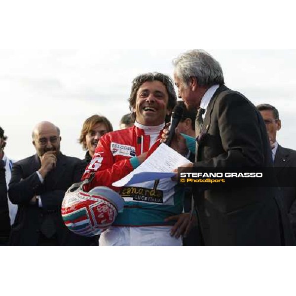 giving prize for Pietro Gubellini winner with island Effe of the the 60° Gran Premio Lotteria - Trofeo Snai Napoli, 3rd may 2009 ph. Stefano Grasso