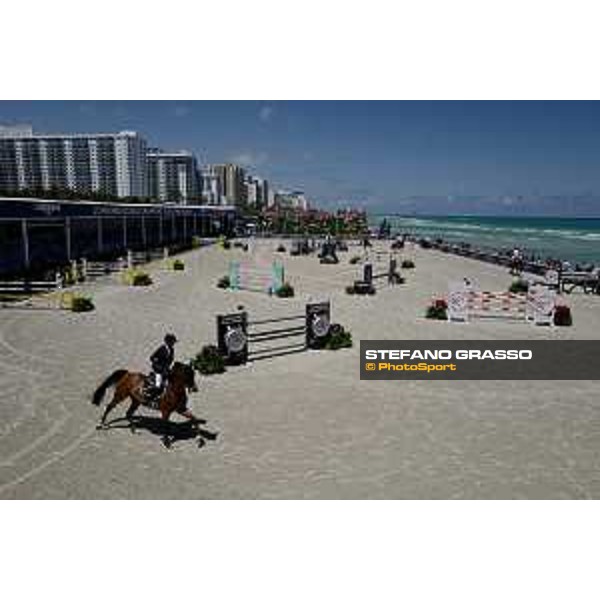 LGCT of Miami Beach - View of warm up arena, public, view of vip lounge - Miami Beach, South Beach - 18 April 2019 - ph.Stefano Grasso/LGCT
