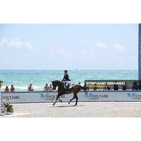 LGCT of Miami Beach - View of warm up arena, public, view of vip lounge - Miami Beach, South Beach - 18 April 2019 - ph.Stefano Grasso/LGCT