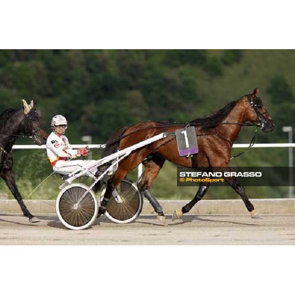 Roberto Vecchione with Algiers Hall before the start of the 60¡ Gran Premio Lotteria - Trofeo Snai Napoli, 3rd may 2009 ph. Stefano Grasso