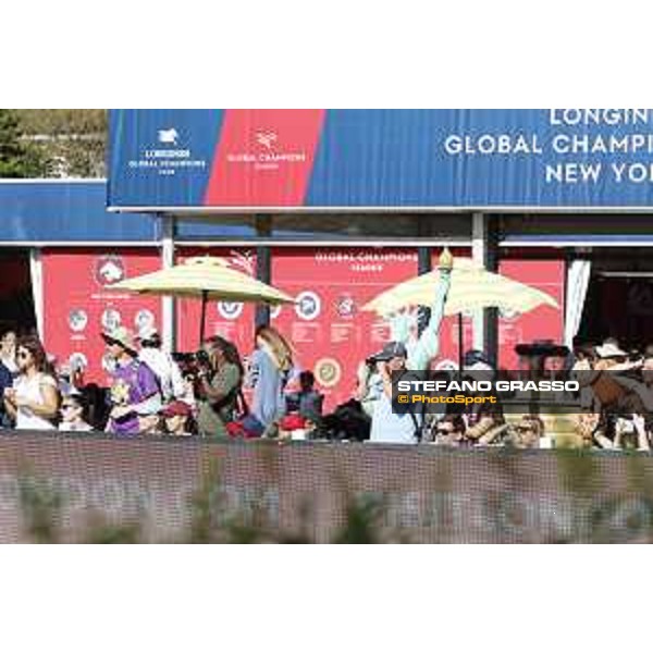 LGCT of NEW YORK - Equestrian Fans enjoy the show NEW YORK, Governors Island - 29 September 2019 - ph.Stefano Grasso/LGCT