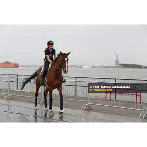 LGCT of NEW YORK - Jessica Springsteen - Statue of Liberty - Manhattan skyline NEW YORK, Governors Island - 26 September 2019 - ph.Stefano Grasso/LGCT