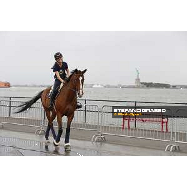 LGCT of NEW YORK - Jessica Springsteen - Statue of Liberty - Manhattan skyline NEW YORK, Governors Island - 26 September 2019 - ph.Stefano Grasso/LGCT