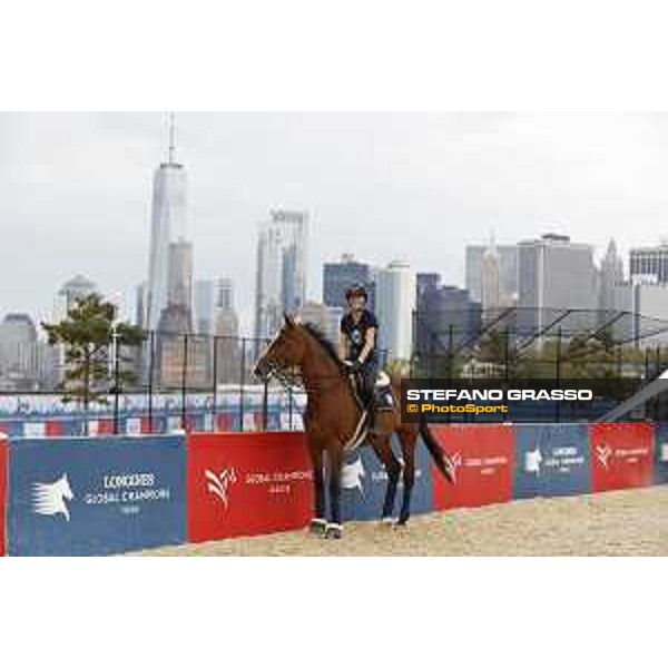 LGCT of NEW YORK - Jessica Springsteen - Statue of Liberty - Manhattan skyline NEW YORK, Governors Island - 26 September 2019 - ph.Stefano Grasso/LGCT