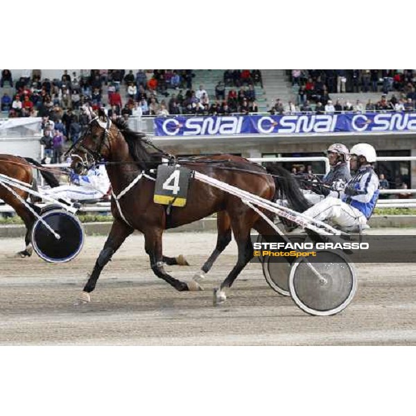 Mario Esper with Overhaul warming up before the start of the consolation prize of 60¡ Gran Premio Lotteria - Trofeo Snai Napoli, 3rd may 2009 ph. Stefano Grasso