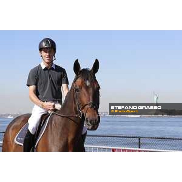 LGCT of NEW YORK - Scott Brash on Hello Mr President- The Statue of Liberty NRW NEW YORK, Governors Island - 27 September 2019 - ph.Stefano Grasso/LGCT