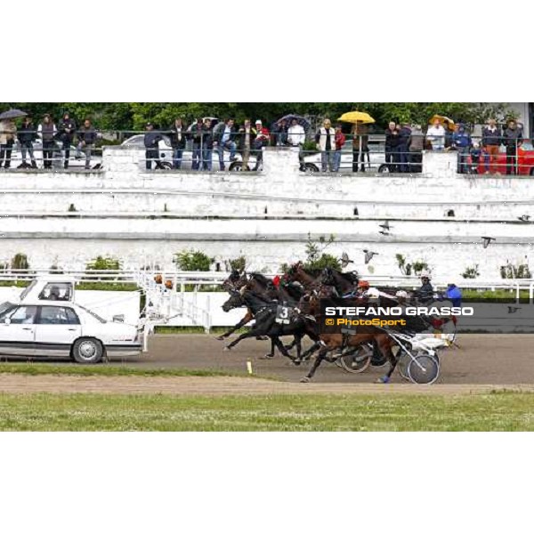 Opal Viking leads at the start of the 2nd heat of the 60¡ Gran Premio Lotteria - Trofeo Snai Napoli, 3rd may 2009 ph. Stefano Grasso