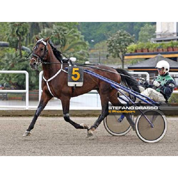 Enrico Bellei with Overhaul warming up before the start of the 2nd heat of the 60¡ Gran Premio Lotteria - Trofeo Snai Napoli, 3rd may 2009 ph. Stefano Grasso