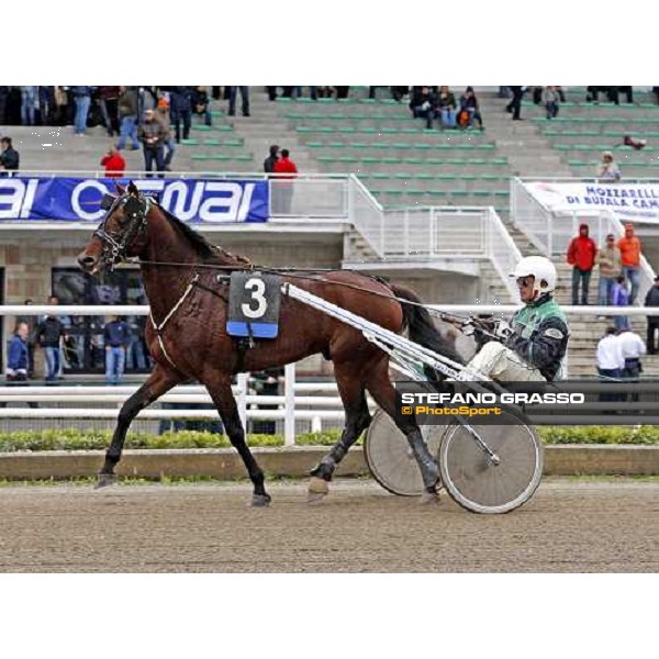 Enrico Bellei with Gorniz warming up before the 3rd heat of the 60¡ Gran Premio Lotteria - Trofeo Snai Napoli, 3rd may 2009 ph. Stefano Grasso