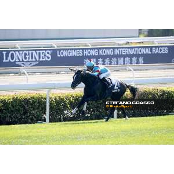 LHKIR 2019 - Longines Hong Kong Vase - Joao Moreira on Glory Vase - Hong Kong, Sha Tin Racecourse - 8 December 2019 - ph.Stefano Grasso/Longines