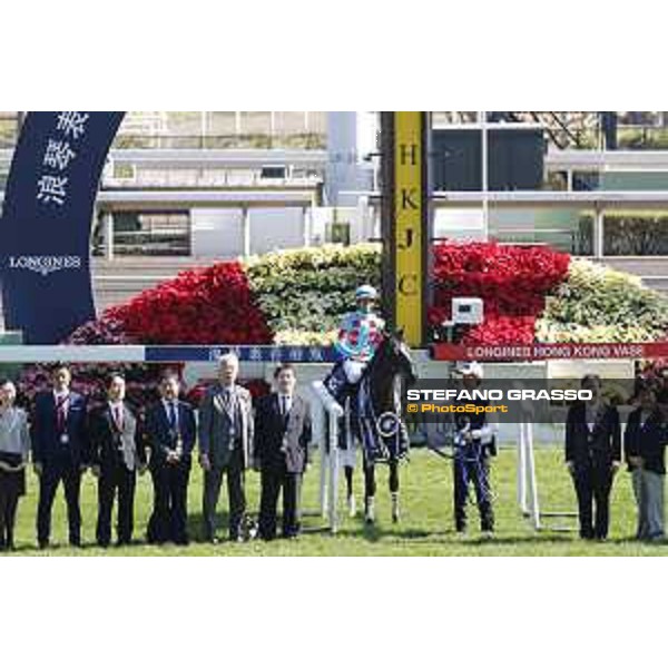 LHKIR 2019 - Longines Hong Kong Vase - Joao Moreira on Glory Vase - Hong Kong, Sha Tin Racecourse - 8 December 2019 - ph.Stefano Grasso/Longines