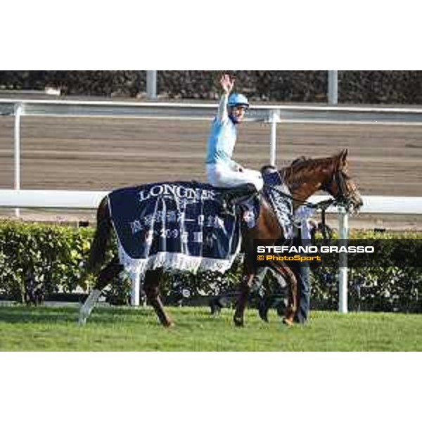 LHKIR 2019 - Longines Hong Kong Mile - Cristophe Soumillon on Admire Mars - Hong Kong, Sha Tin Racecourse - 8 December 2019 - ph.Stefano Grasso/Longines