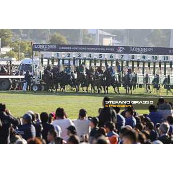 LHKIR 2019 - Longines Hong Kong Cup - M Matsuoka on Win Bright - Hong Kong, Sha Tin Racecourse - 8 December 2019 - ph.Stefano Grasso/Longines