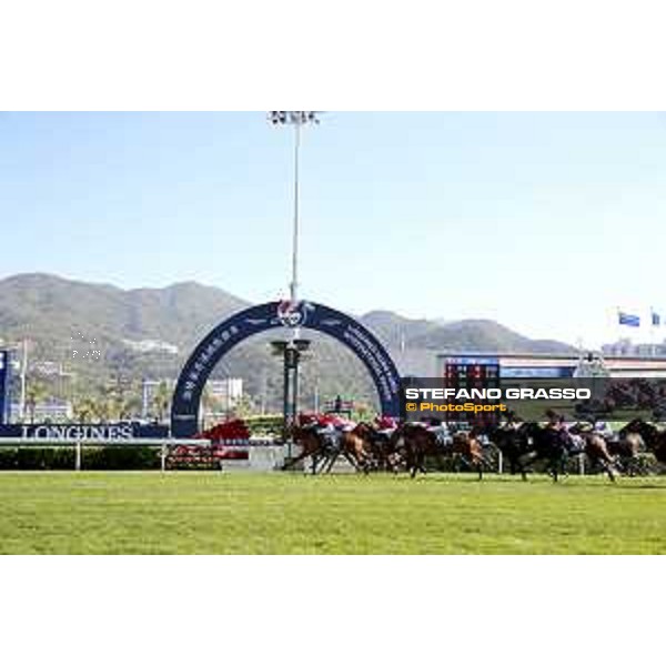 LHKIR 2019 - Joao Moreira wins Longines Hong Kong Sprint - Hong Kong, Sha Tin Racecourse - 8 December 2019 - ph.Stefano Grasso/Longines