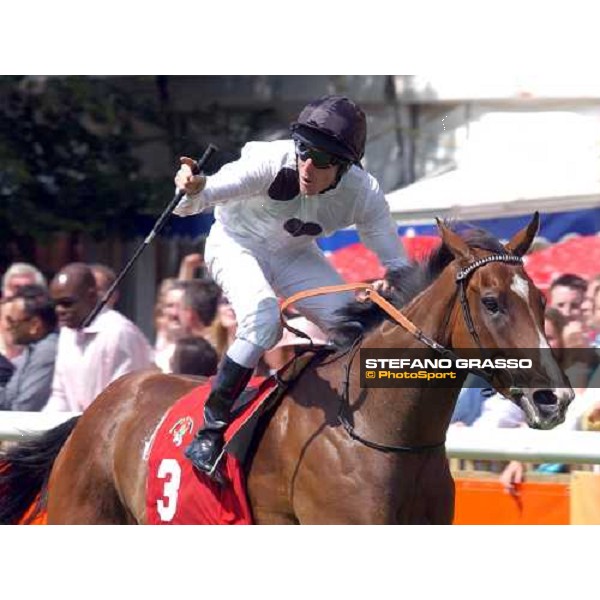 Jhonny Murtagh on Soviet Song wins The Falmouth Stakes Newmarket, 6th june 2004 ph. Stefano Grasso