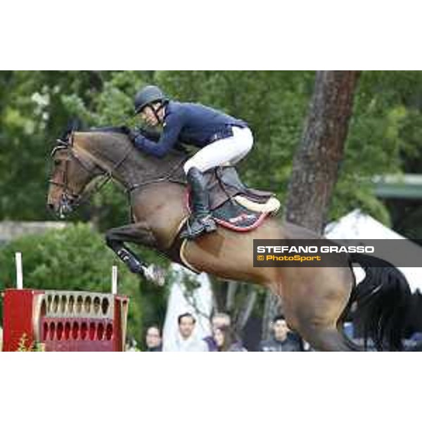 LGCT of Madrid - Grand Prix - Michael Whitaker (GBR) on Strides Hilanasterne - Madrid, - 18 May 2019 - ph.Stefano Grasso/LGCT