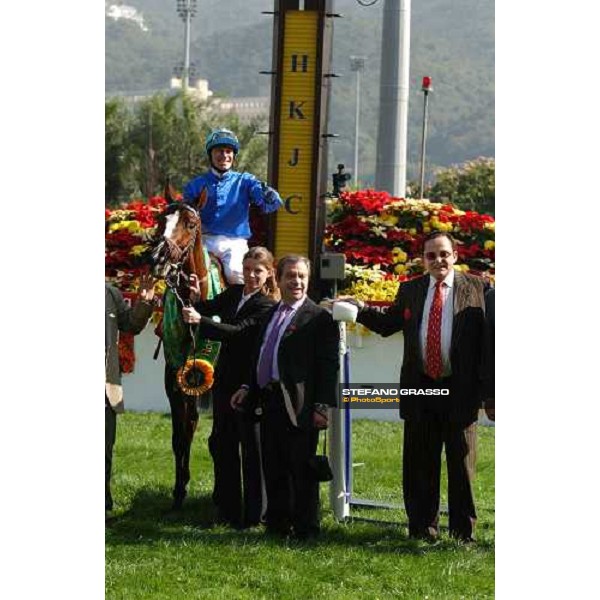 Daniel Wildenstein, Elie Lellouche and Dominque Boeuf at the prize giving of Hong Kong Vase Sha Tin 14-12-03 ph.Stefano Grasso