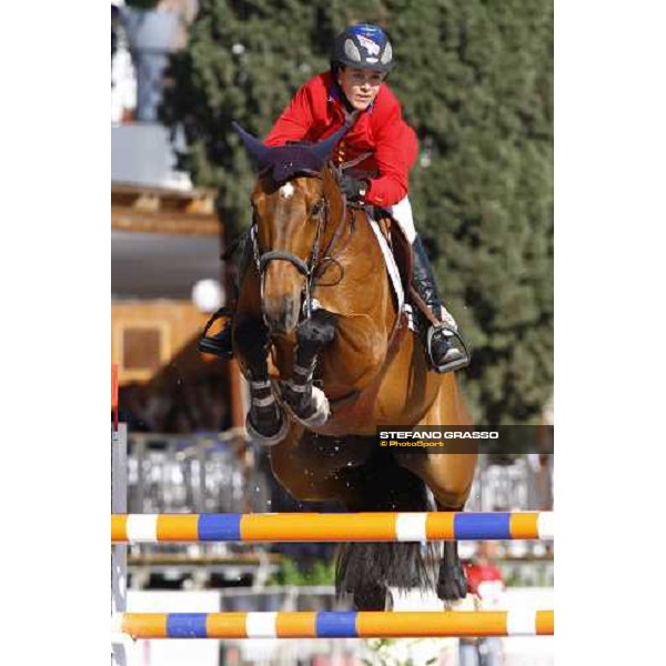 Lauren Hough jumps on Quick Study and goes to win the Meydan Fei Nations Cup Rome, 29th may 2009 ph. Stefano Grasso
