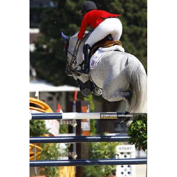 Laura Kraut on Cedric jumps and goes to win the Meydan Fei Nations Cup Rome, 29 may 2009 ph. Stefano Grasso