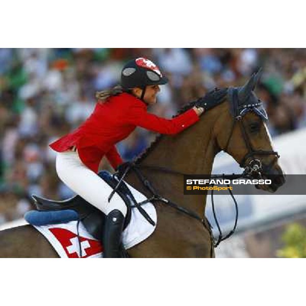 Clarissa Crotta thanks West Side V.Meerfuthoeve during Meydan Nations Cup Rome, 29th may 2009 ph. Stefano Grasso