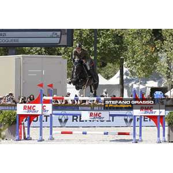 LGCT of Paris - Class 10 - Alberto Zorzi (ITA) on Ulane de Coquerie - Paris, Champ de Mars - 6 July 2019 - ph.Stefano Grasso/LGCT