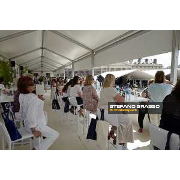 LGCT of Paris - general view, panoramic view, wide view, full house, crowd, public, full vip lounge - Paris, Champ de Mars - 7 July 2019 - ph.Stefano Grasso/LGCT