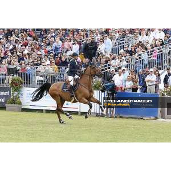 LGCT of Chantilly - Class 6 - Jane Richard Philips (SUI) on Clipper du Haut du Roy - Chantilly, Grand Ecurie - 14 July 2019 - ph.Stefano Grasso/LGCT